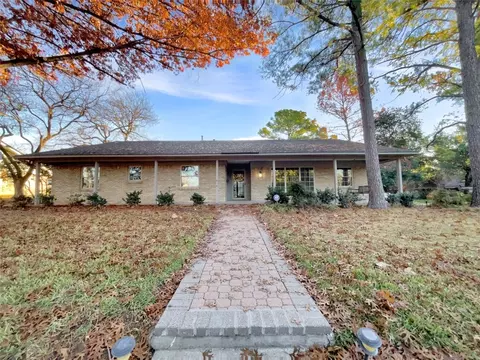 1300 Mosswood Ln, Irving, TX 75061