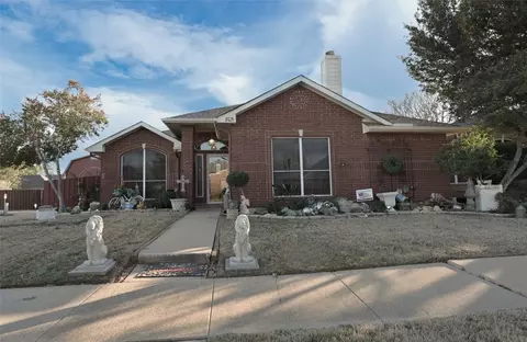 805 Stone Trail Dr, Flower Mound, TX 75028