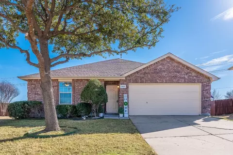1444 Sun Breeze Dr, Little Elm, TX 75068