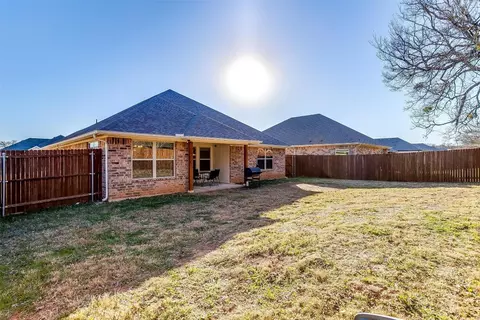 941 Sam St, Springtown, TX 76082 photo 36