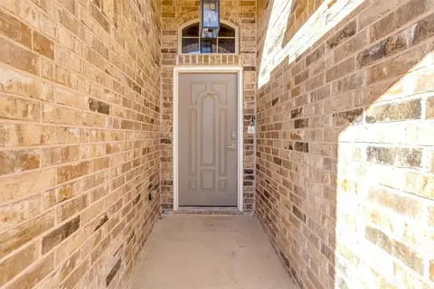 941 Sam St, Springtown, TX 76082 photo 3