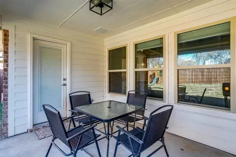 941 Sam St, Springtown, TX 76082 photo 32