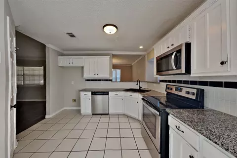 6009 Eagle Pass, Plano, TX 75023 photo 4