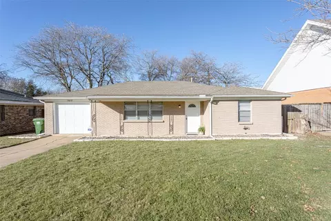 7612 Carlos St, White Settlement, TX 76108