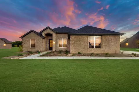525 Brown Rd, Leonard, TX 75452