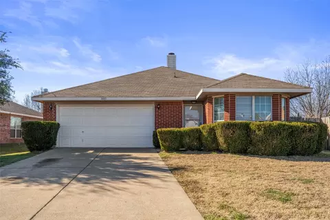 8013 Alex David Cir, Dallas, TX 75232