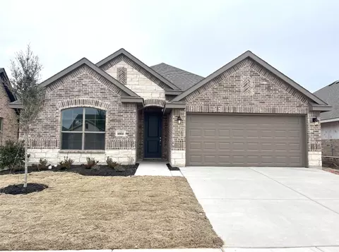 9900 Mescalbean Blvd, Crowley, TX 76036