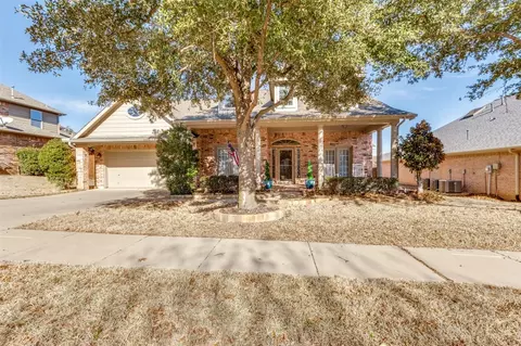10232 Cantana Ct, Fort Worth, TX 76244