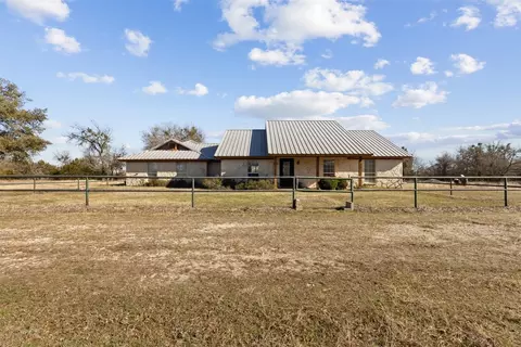 2552 County Road 2009, Glen Rose, TX 76043