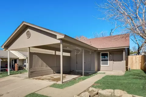 6020 Calloway Ct, Fort Worth, TX 76114