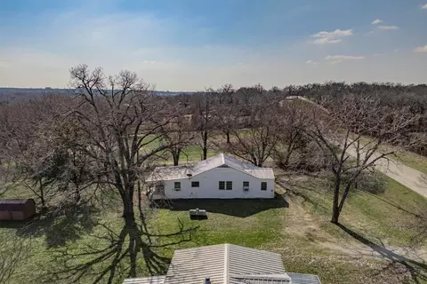 5255 Banks Rd, Fort Worth, TX 76140
