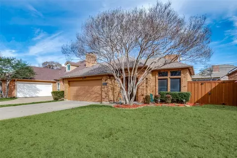 1010 Olde Towne Dr, Irving, TX 75061