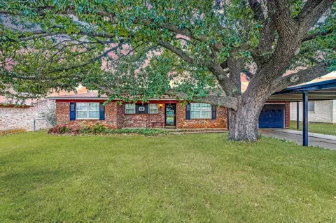 809 Beetham Rd, Mineral Wells, TX 76067