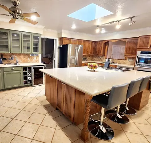 1505 Surrey Ct, Garland, TX 75043