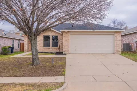 2105 Navada Way, Justin, TX 76247