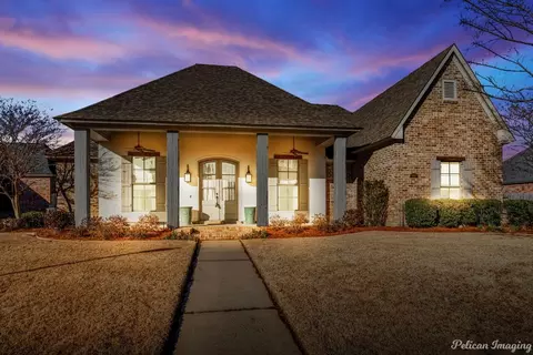 10088 Saint Bernard Dr, Shreveport, LA 71106