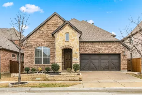 2524 Hunters Blvd, Lewisville, TX 75056