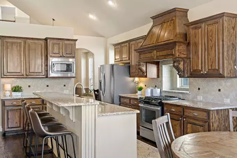 3704 Juniper Ct, Celina, TX 75009 photo 8