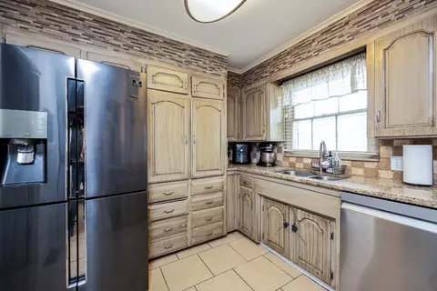 4716 Catchin Dr, North Richland Hills, TX 76180
