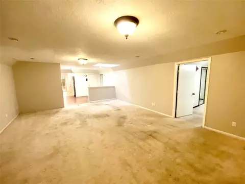 605 4th St, Terrell, TX 75160 photo 4