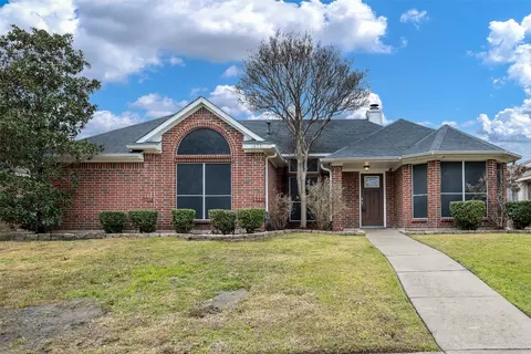 1625 Springwood Dr, Mesquite, TX 75181