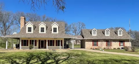 308 Chambers Dr, Italy, TX 76651