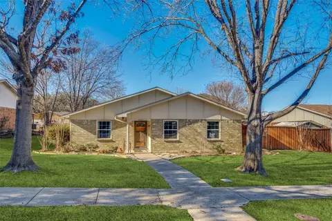 2929 Dove Meadow Dr, Garland, TX 75043