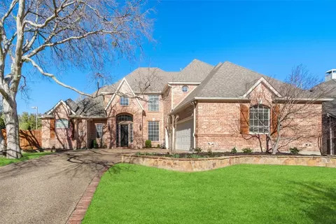 8101 Stonehill Dr, Plano, TX 75025