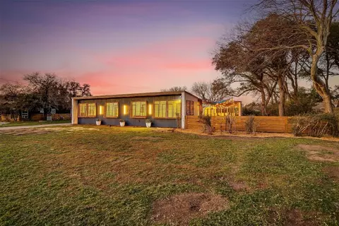 804 Norton St, Weatherford, TX 76086