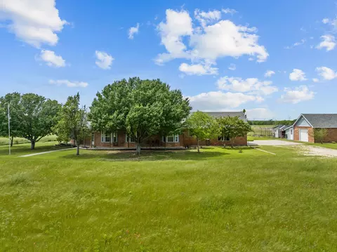 Exterior - 7097 Freeman Rd, Krum, TX 76249 photo 1 of 4