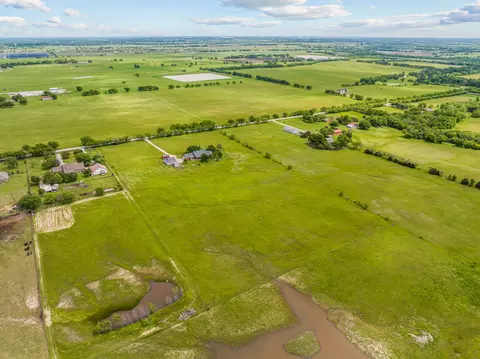 View/Area - 7097 Freeman Rd, Krum, TX 76249 photo 7 of 11