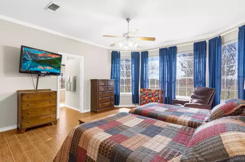 Bedroom - 7097 Freeman Rd, Krum, TX 76249 photo 3 of 3