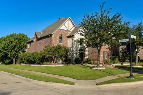 400 Lismore Dr, Mansfield, TX 76063