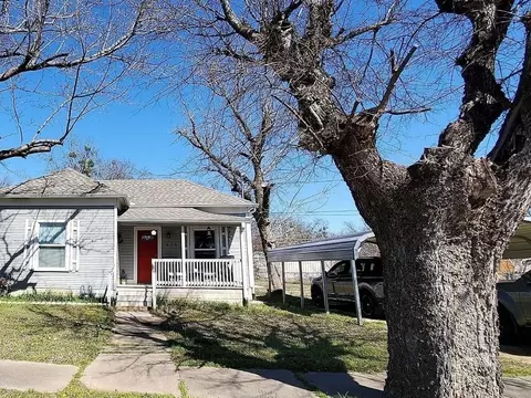 615 E South St, Whitesboro, TX 76273