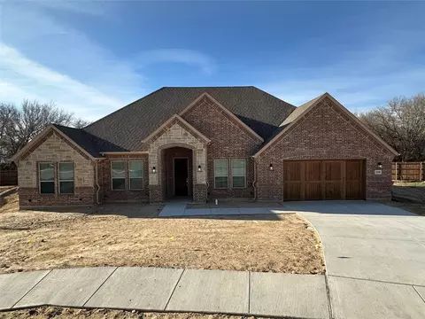 2608 Bear Trl, Mansfield, TX 76063