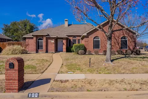 100 Villanova Cir, Forney, TX 75126