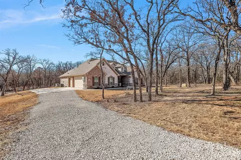 232 County Road 4598, Boyd, TX 76023 photo 2