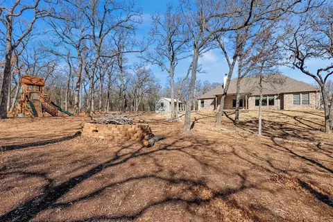 232 County Road 4598, Boyd, TX 76023 photo 6