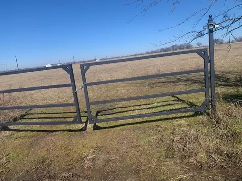 474 Rs County Road 1610, Lone Oak, TX 75453