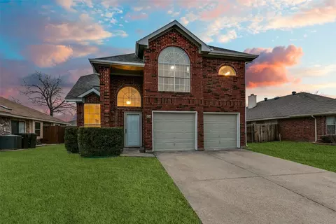 904 Gordon Oaks Dr, Plano, TX 75023