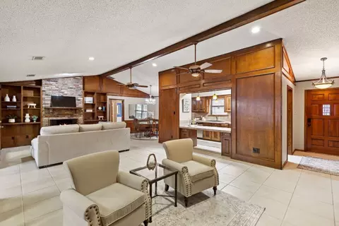 706 9th St, Terrell, TX 75160 photo 5