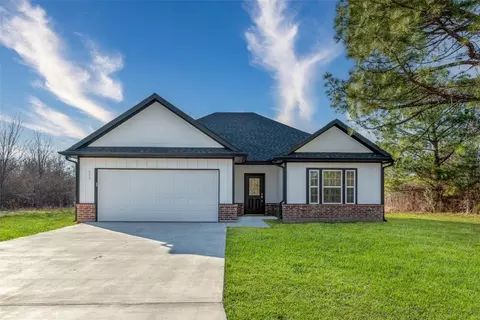 805 Tahiti Ln, Tool, TX 75143