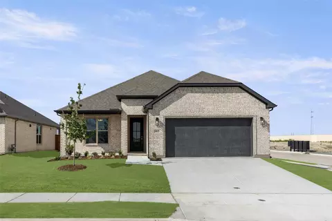 463 Silver Spgs, Lavon, TX 75166
