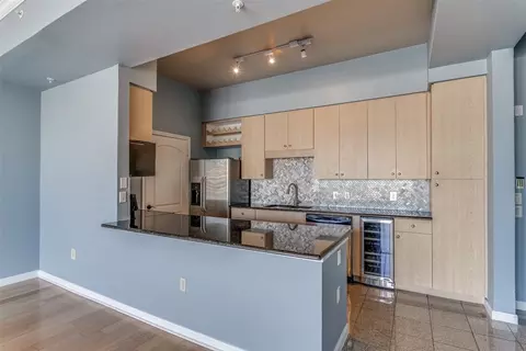 3225 Turtle Creek Blvd #1242, Dallas, TX 75219