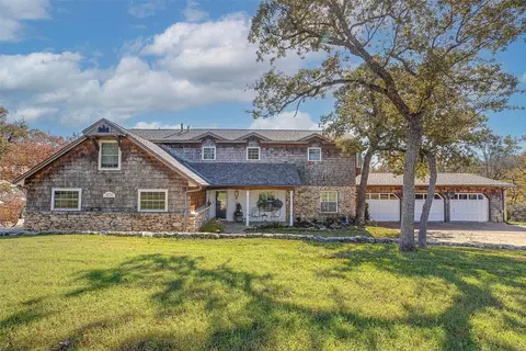 8034 Meadowbrook Dr, Fort Worth, TX 76120