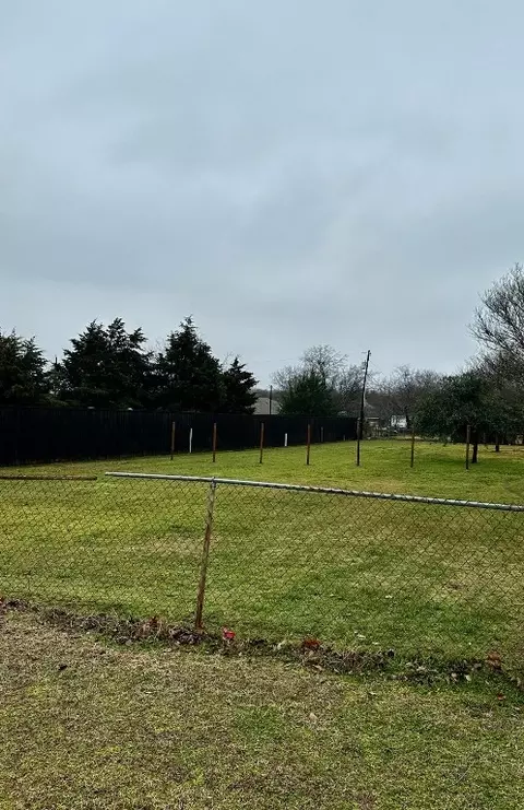 641 Matador Dr, Oak Point, TX 75068