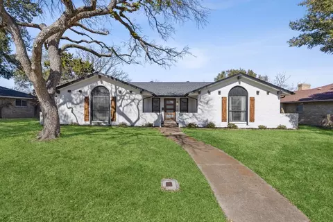 619 W Ridge Dr, Duncanville, TX 75116