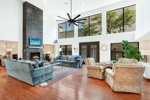 5816 Orchid Ln, Dallas, TX 75230