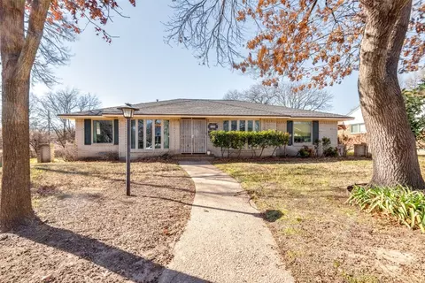 5631 Elm Valley Ln, Dallas, TX 75232