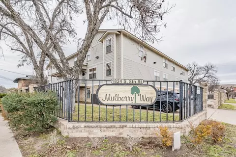 1824 S 8th St #106, Waco, TX 76706